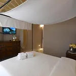 Laura - Luxury 3* Gallipoli