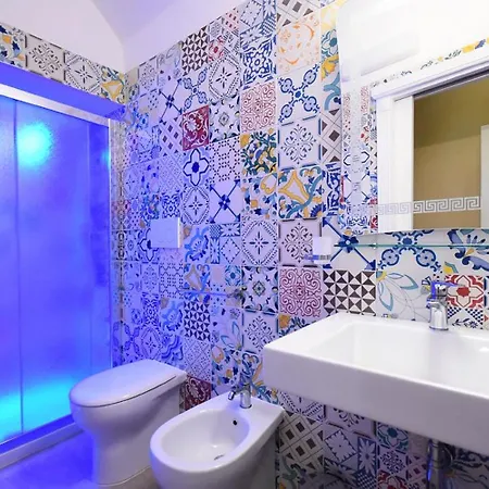 Laura - Luxury فندق مبيت وإفطار غالّيبولي