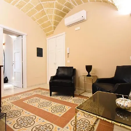 Laura - Luxury فندق مبيت وإفطار غالّيبولي