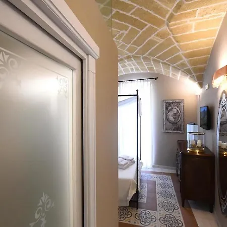 Laura - Luxury فندق مبيت وإفطار 3*