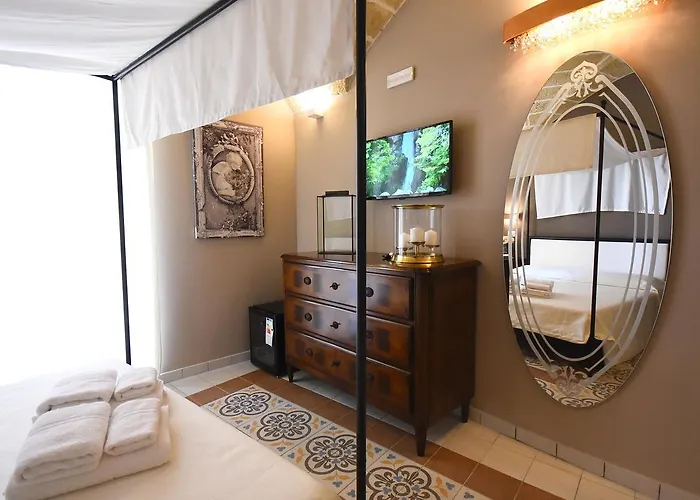 Laura - Luxury Bed & Breakfast Gallipoli