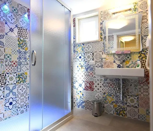 Alojamento de Acomodação e Pequeno-almoço Laura - Luxury