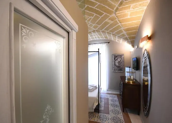 Laura - Luxury Bed & Breakfast 3*